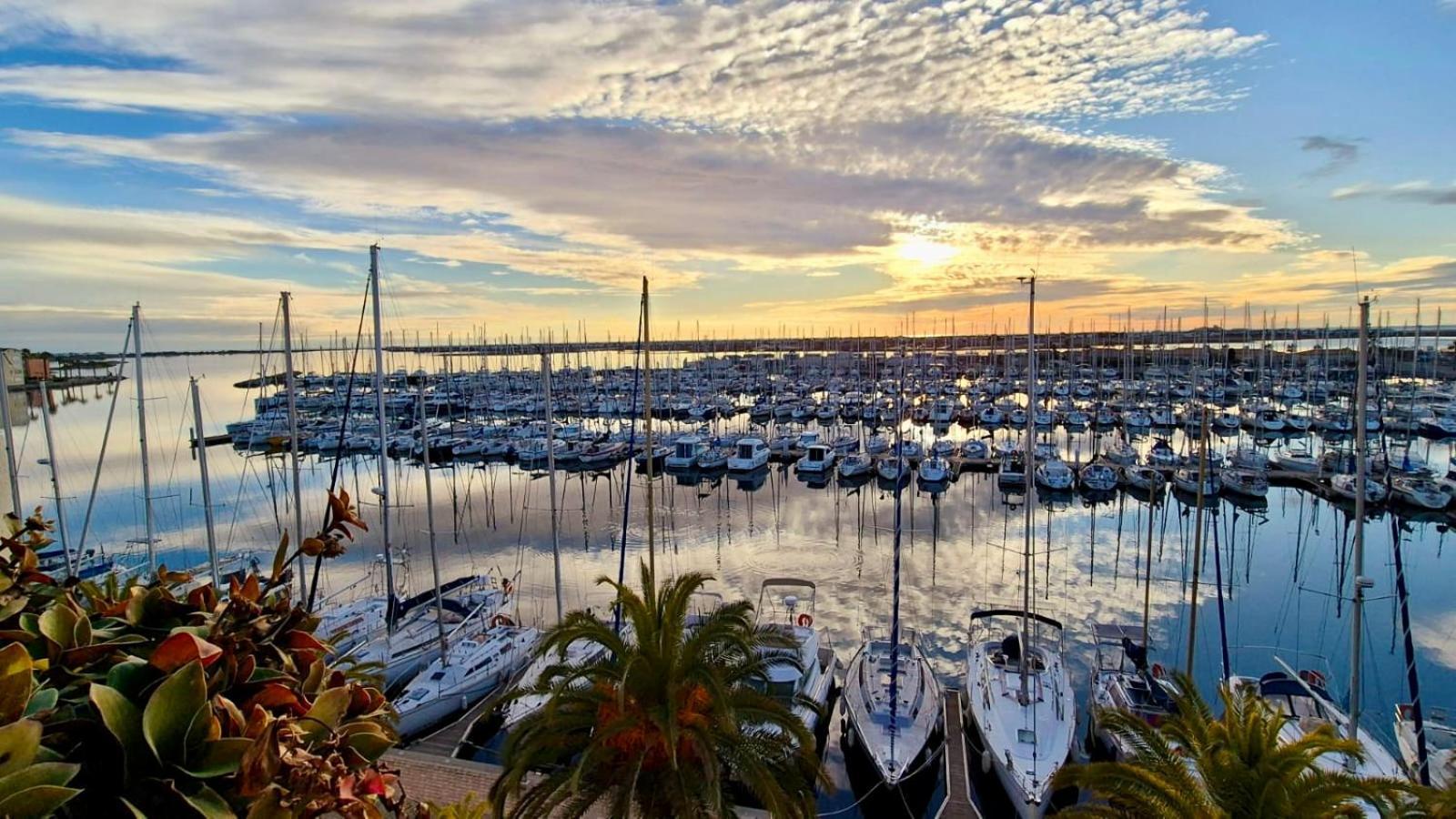 - L'Horizon Bleu - Cocon Romantique Avec Vue Mer Panoramique Gruissan Exteriér fotografie